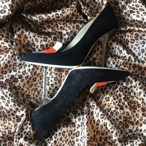 Size 7 POLLINI Heels